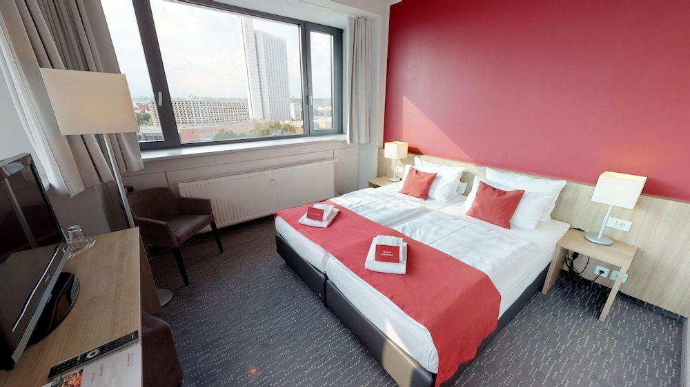 BIENDO Hotel Chemnitz Comfort Double Room, 1 Double Bed 3