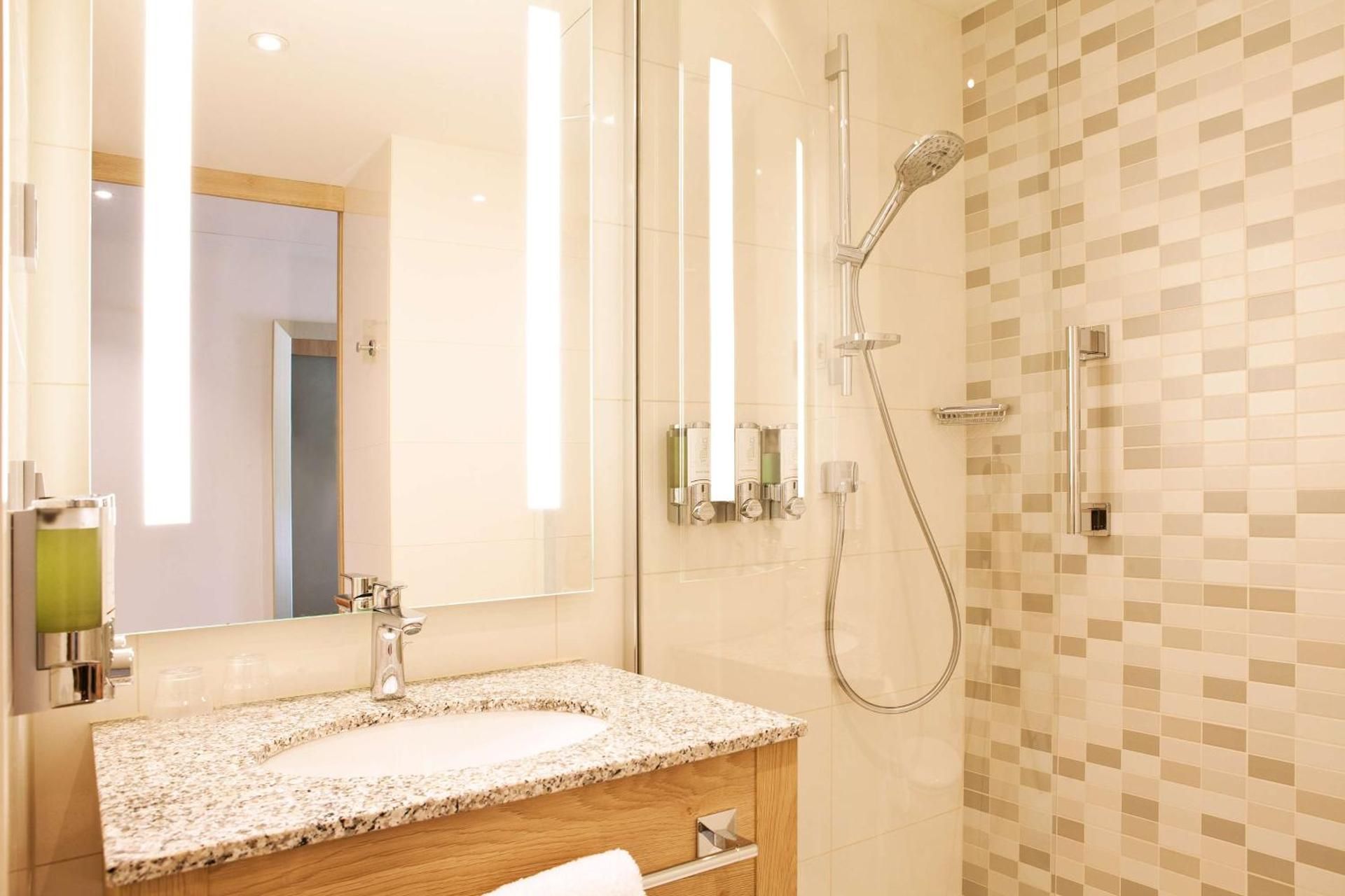 undefined Hampton by Hilton Aachen Tivoli 10