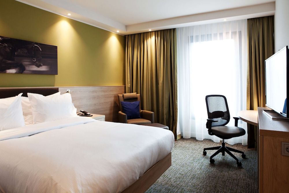 undefined Hampton by Hilton Aachen Tivoli 4