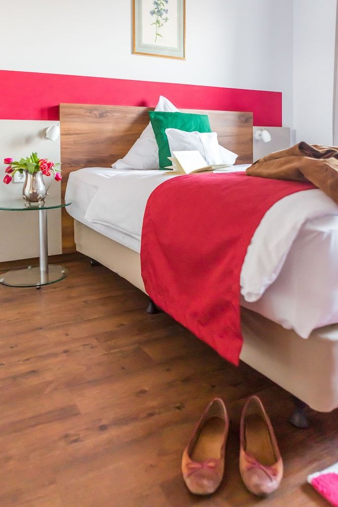 Hotel Vorderburg Basic Double Room, 1 Bedroom, Non Smoking 12