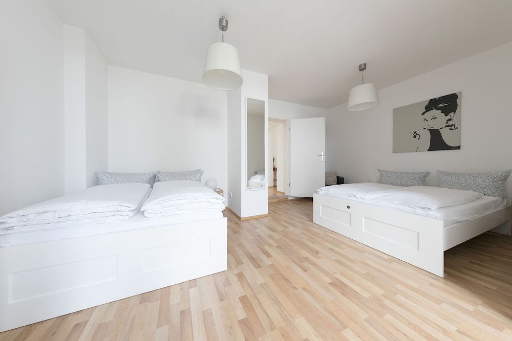 undefined Primeflats - Apartments near Prenzlauer Berg 5