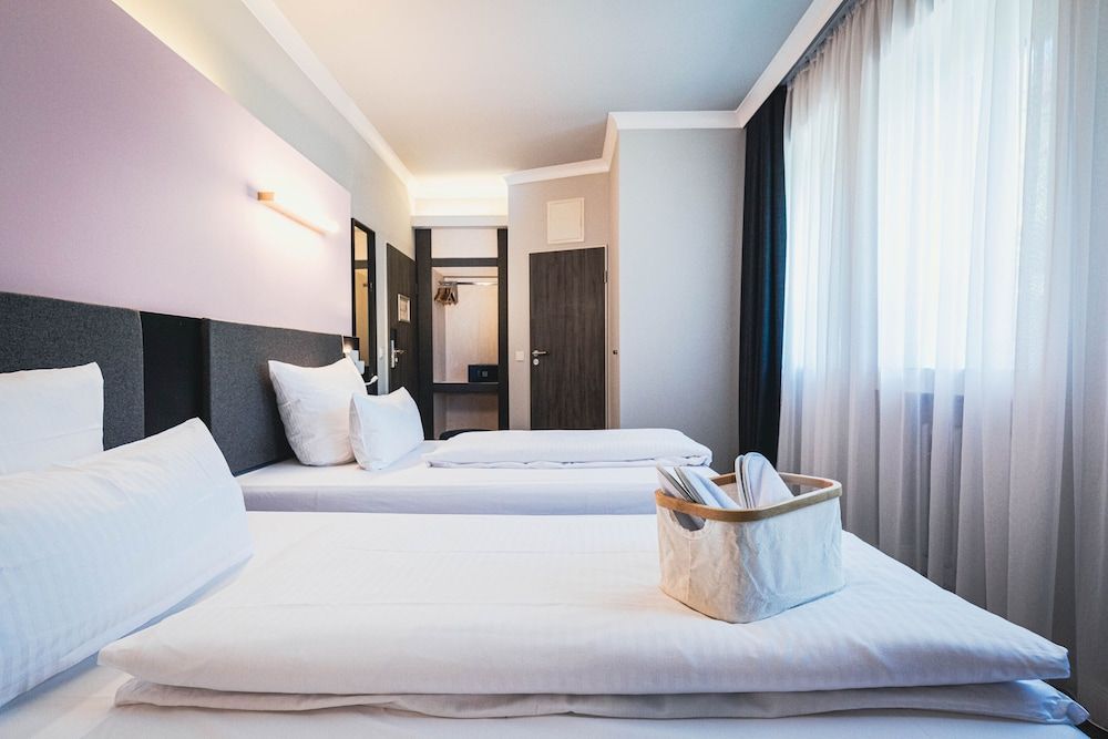 Mountainpark Kassel Twin Room 2