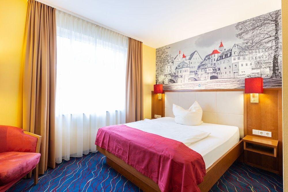 Hotel am Schillerpark Single Room 2