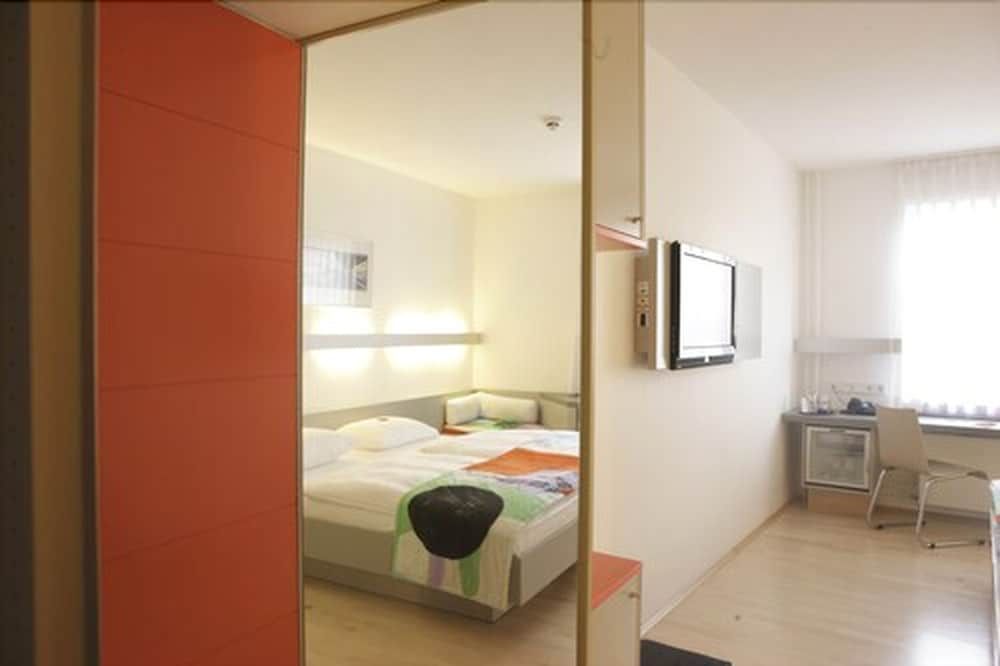 Hotel Berliner Hof Comfort Single Room 2