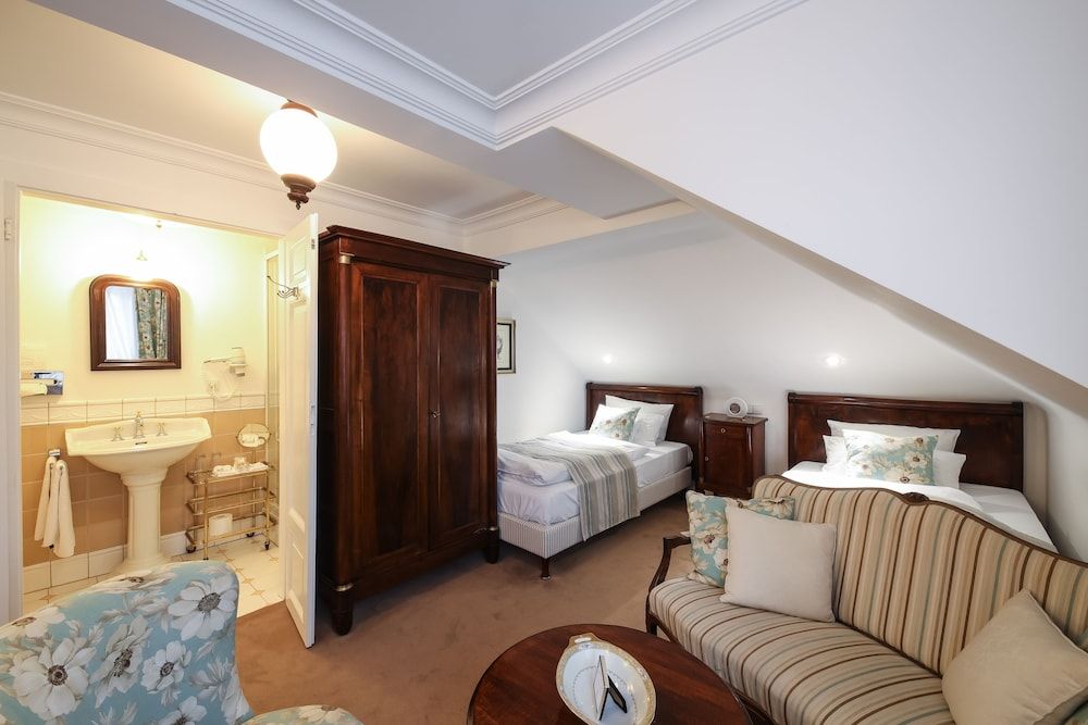 Hotel Belle Epoque Baden Baden Comfort Twin Room, City View 3