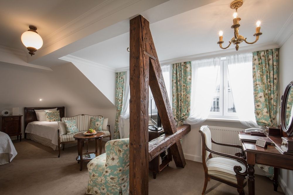 Hotel Belle Epoque Baden Baden Comfort Twin Room, City View 9