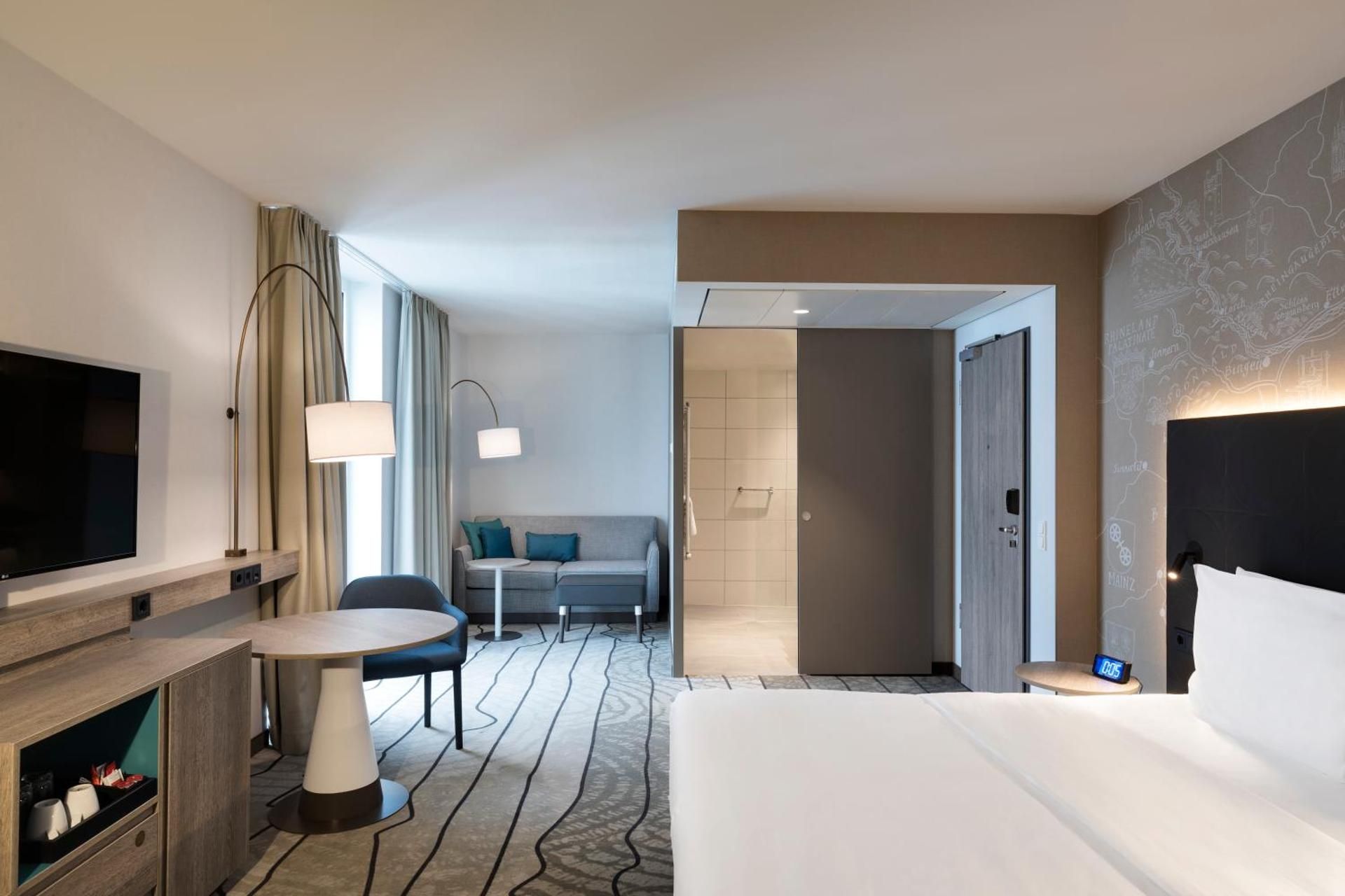 Standard King Room with Sofa Bed