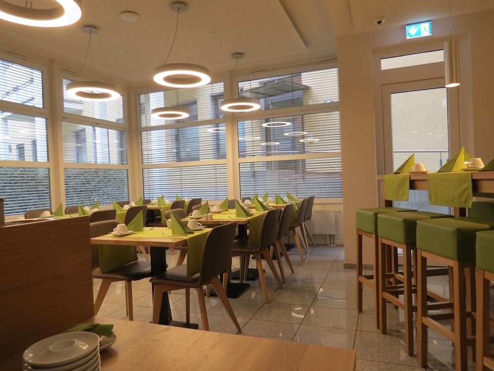 0f0643792261b5845a67bb01d80c9e41