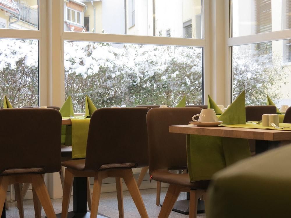 4c3bff6330623c2180136caa6d893987