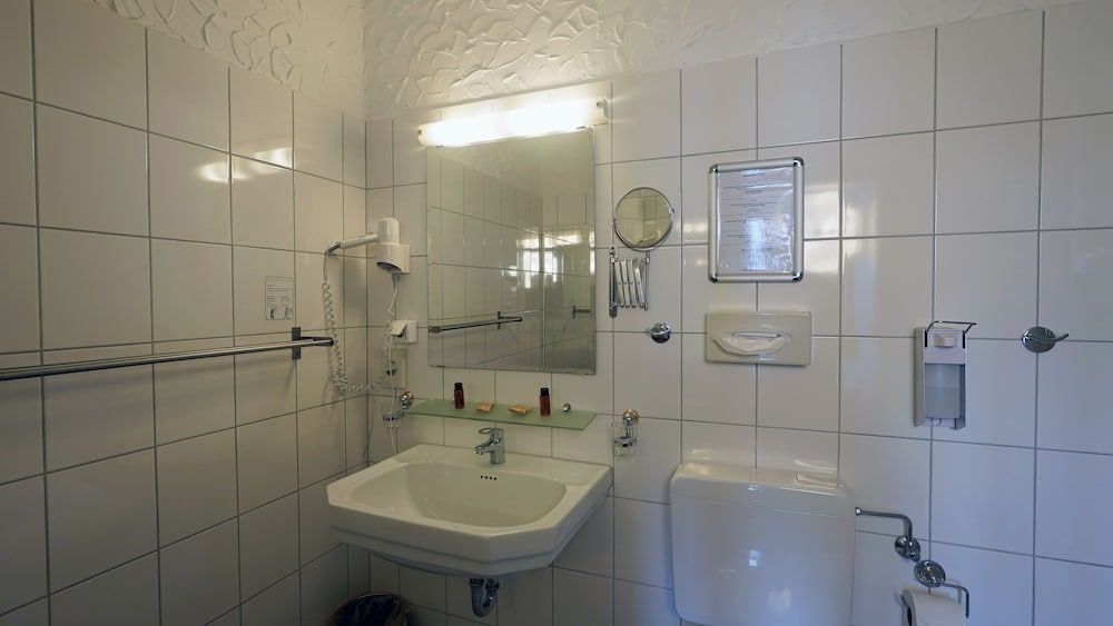 Löwenbräu Köln Hotel & Restaurant Standard Double Room 19