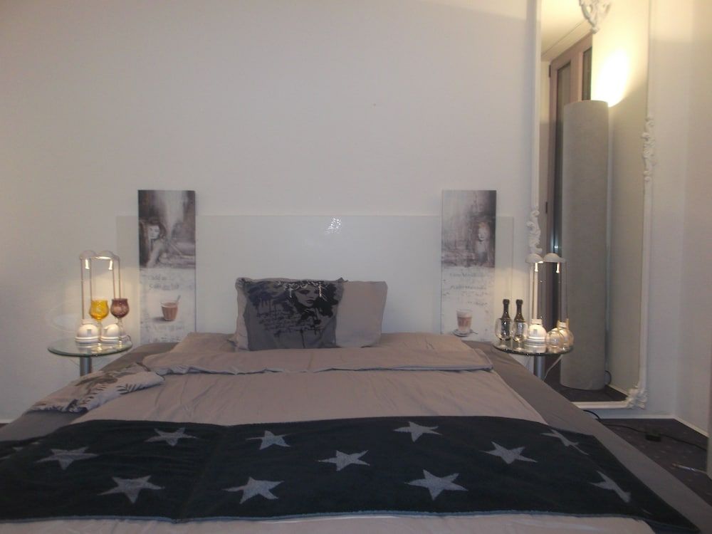 undefined Pallazzo Alfonso 9