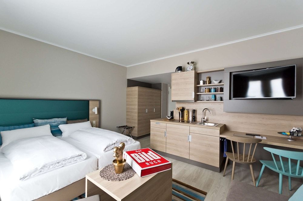 Superior Apartment, 1 Double Bed, Courtyard View (Superior Apartment)