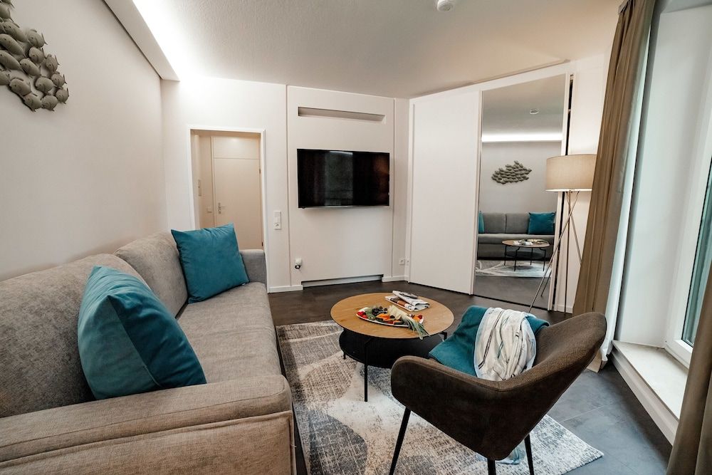 Seehotel am Tankumsee Superior Suite, 1 Bedroom, Park View 4