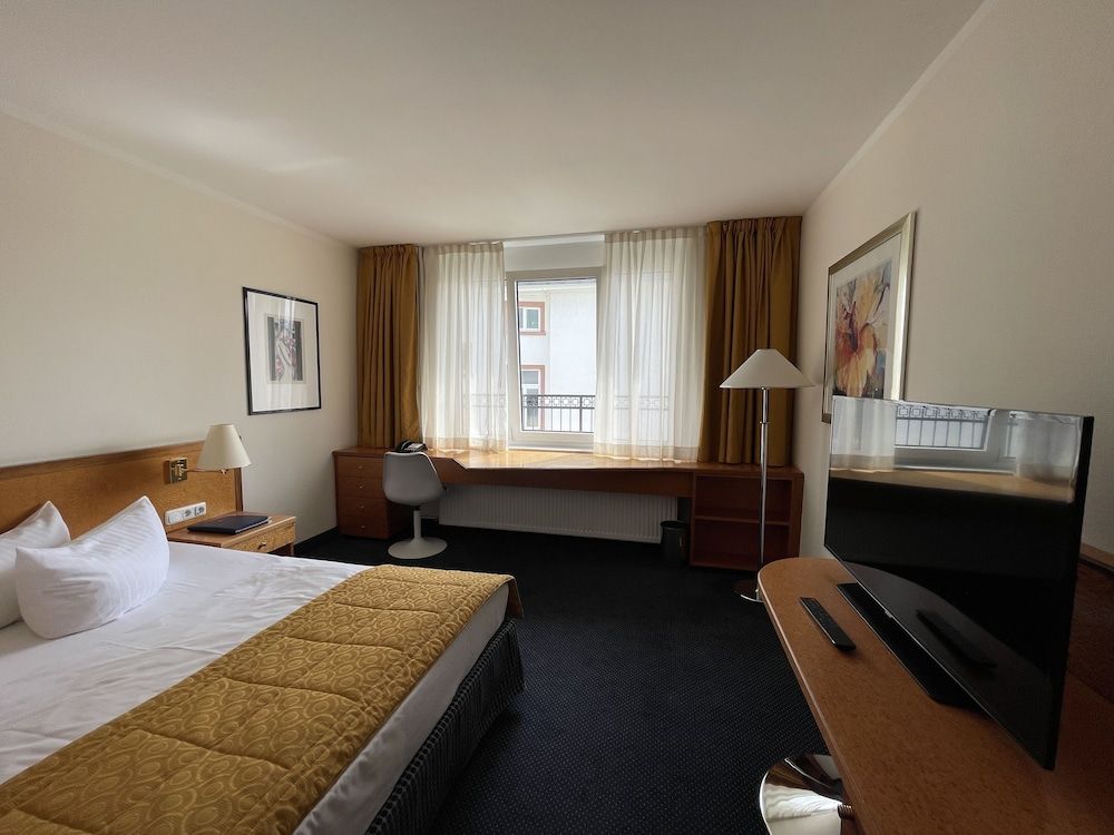 Classic Single Room