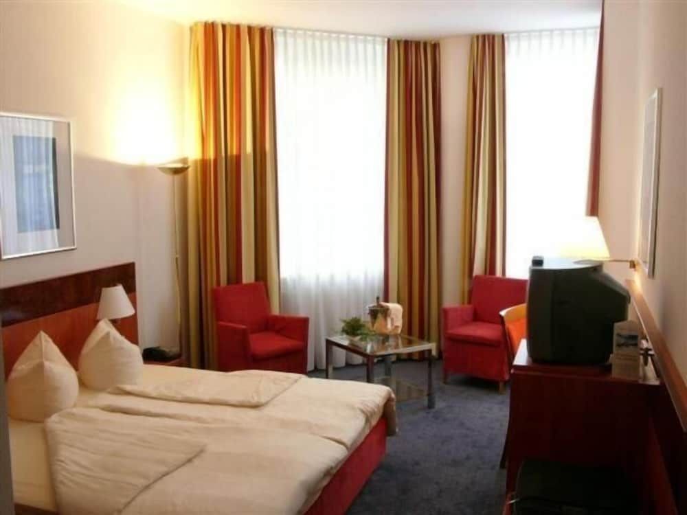 Hotel Alexander am Zoo Classic Double Room