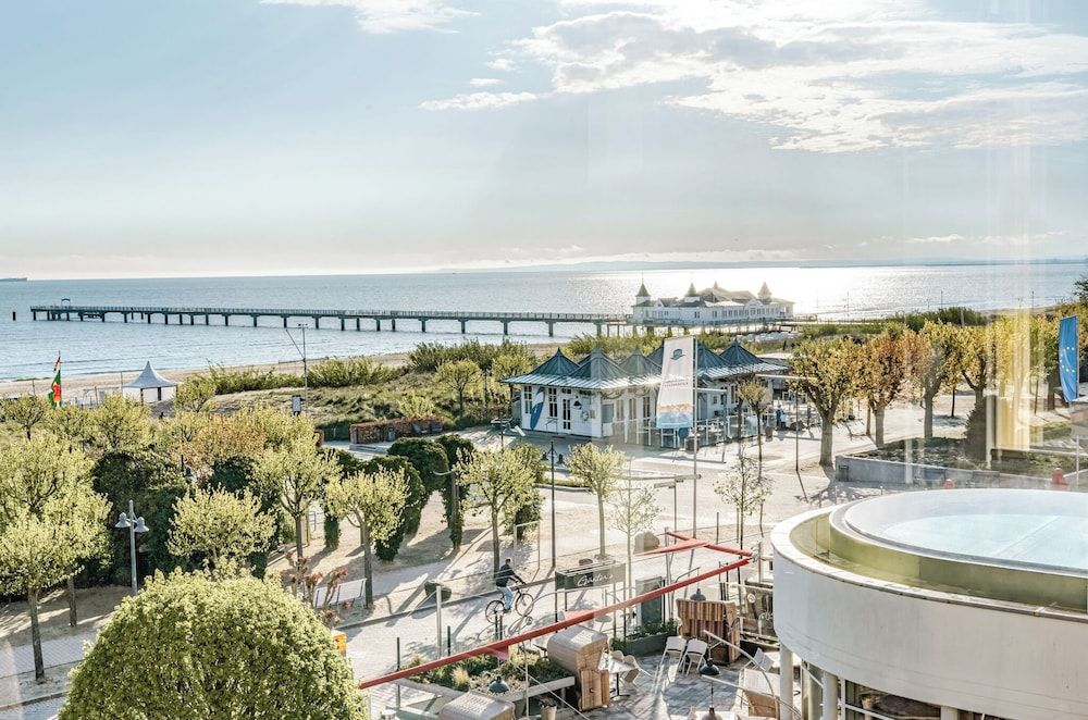 Das Ahlbeck Hotel & Spa One-Bedroom Apartment - Sea View (Fire Safety Window in bedroom, cannot be opened) 4