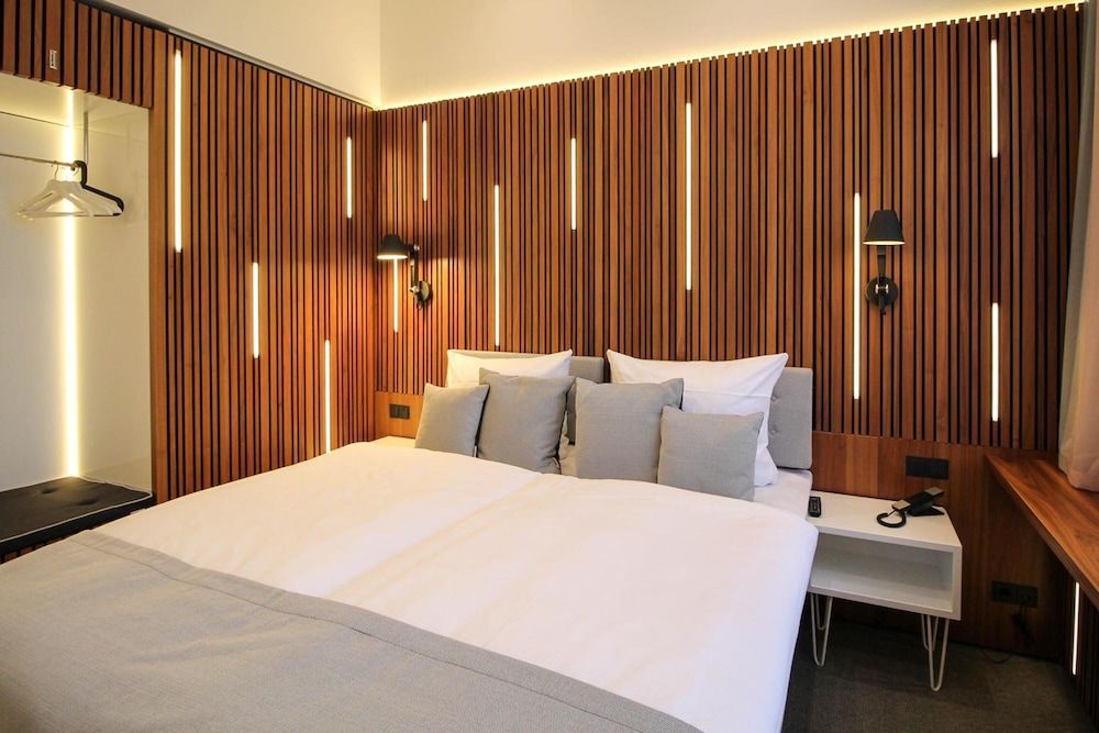 H24 Berlin Lichtenberg Double Room 4