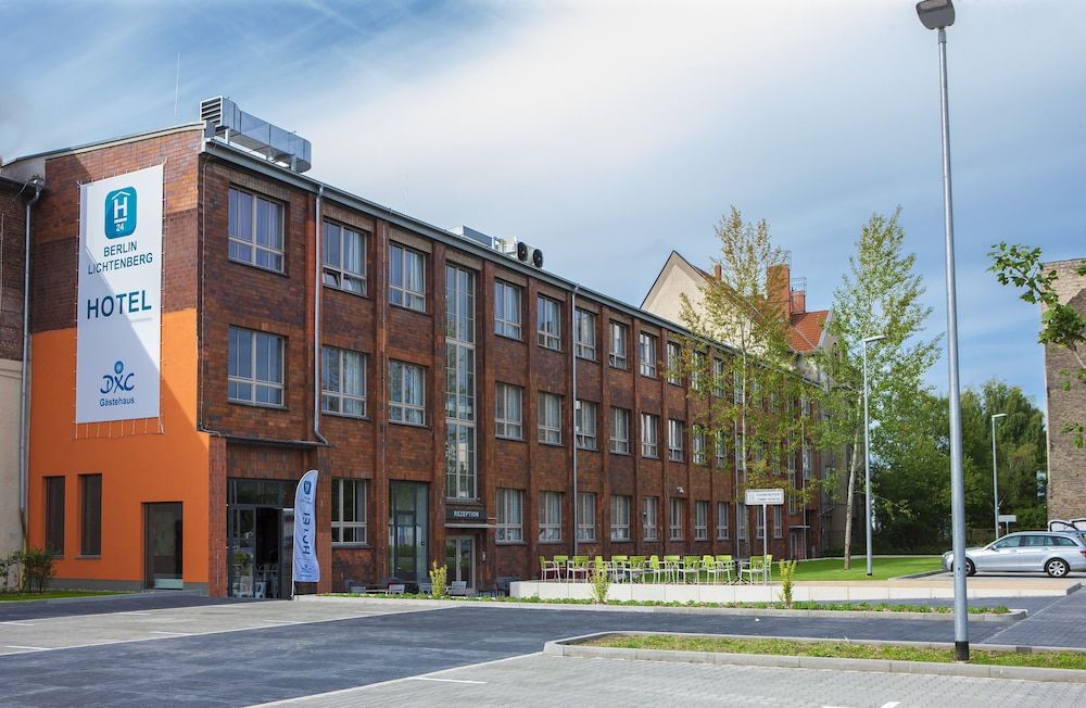 undefined H24 Berlin Lichtenberg 4