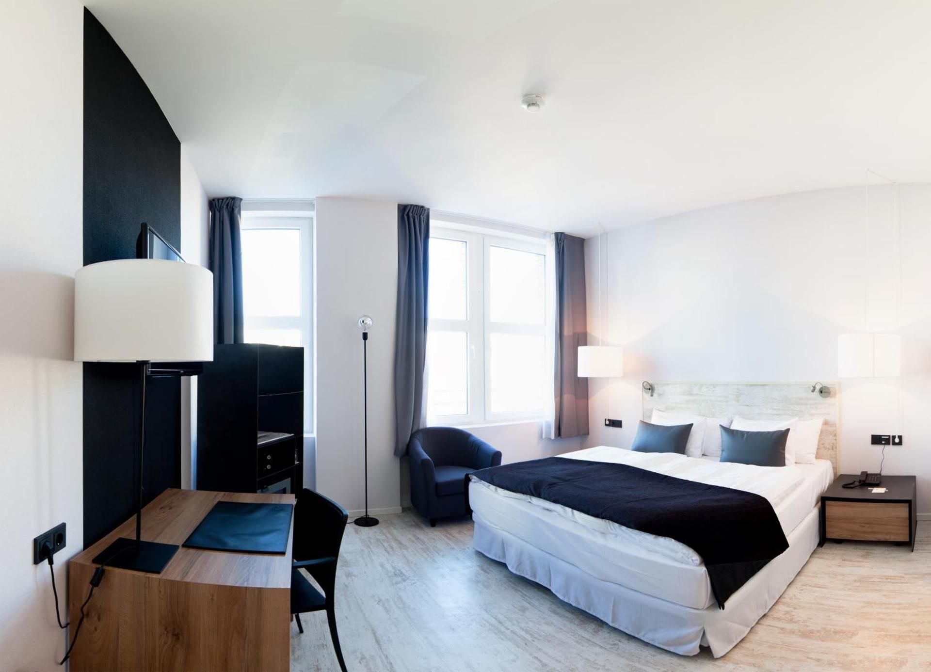 Catalonia Berlin Mitte Double Room 4