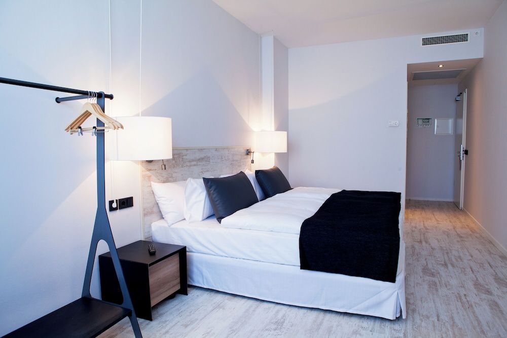 Catalonia Berlin Mitte Superior Double Room 2