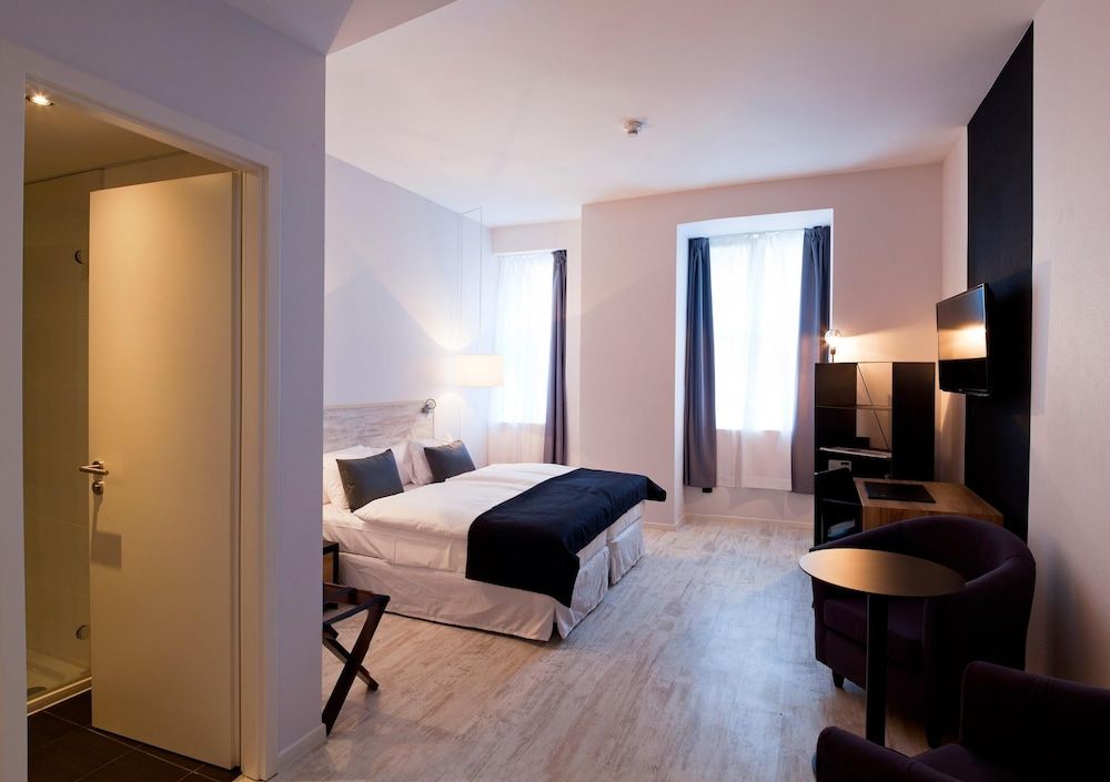 Catalonia Berlin Mitte Double Room 2