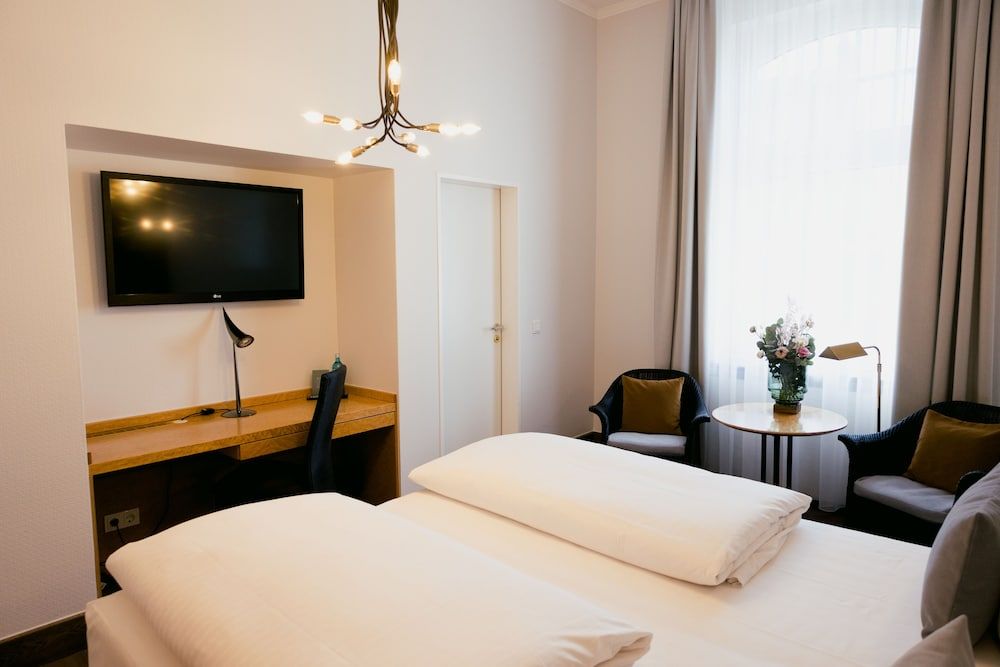 Dom Hotel Limburg Comfort Double Room 8