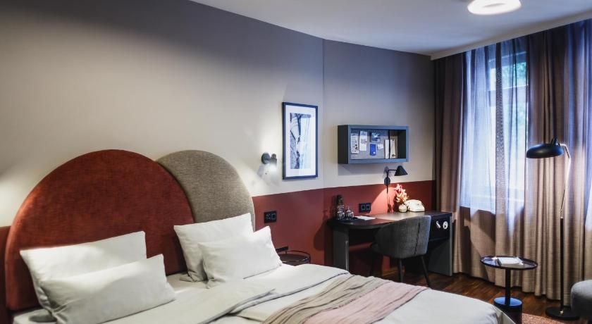 undefined The Circus Hotel 8