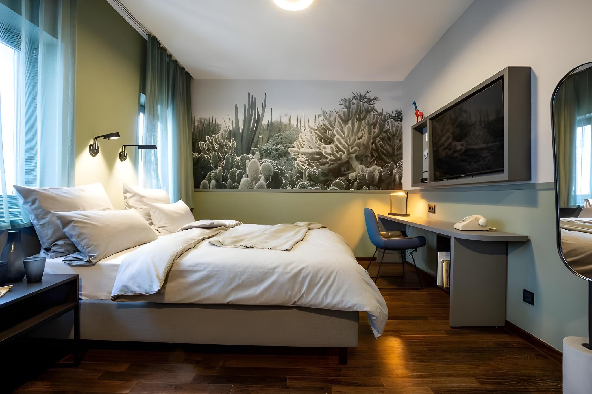 undefined The Circus Hotel 10