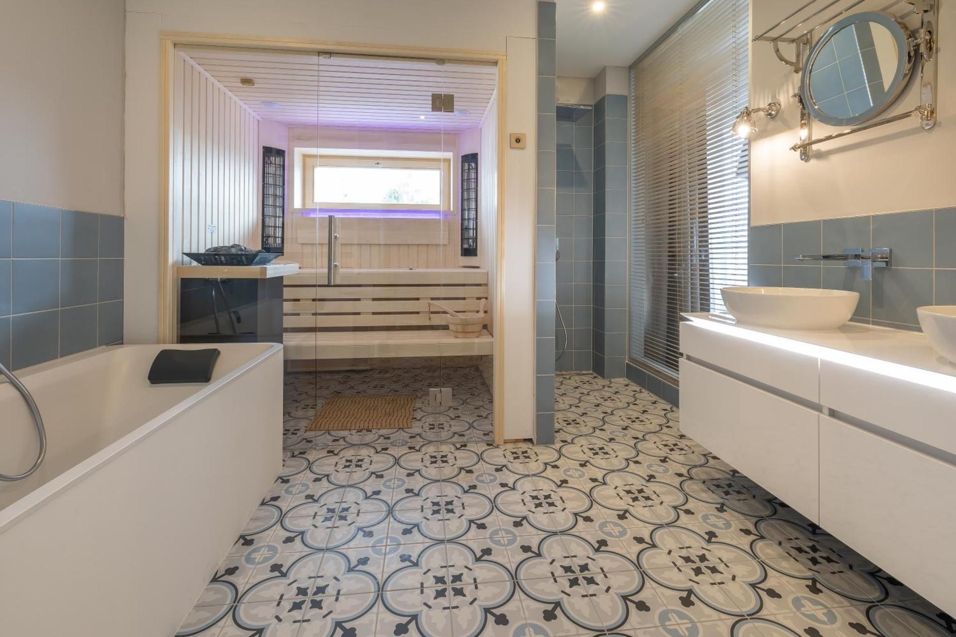 Junior Suite with Sauna