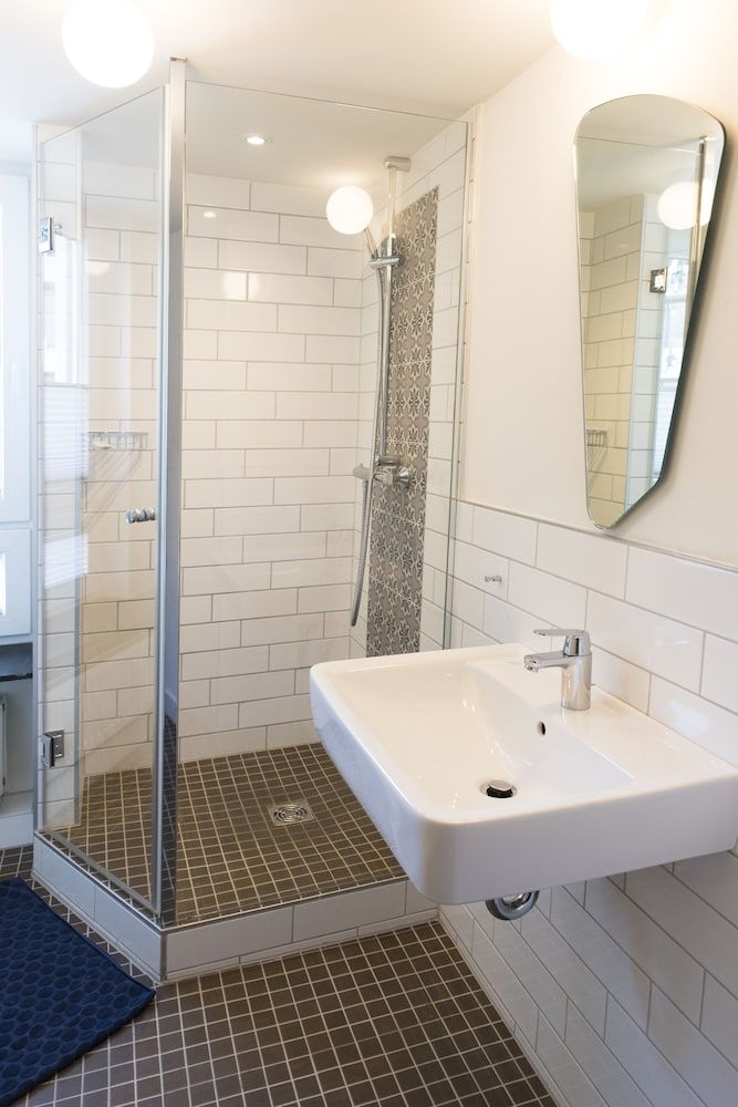 KONCEPT Hotel Zum Kostbaren Blut Medium 5