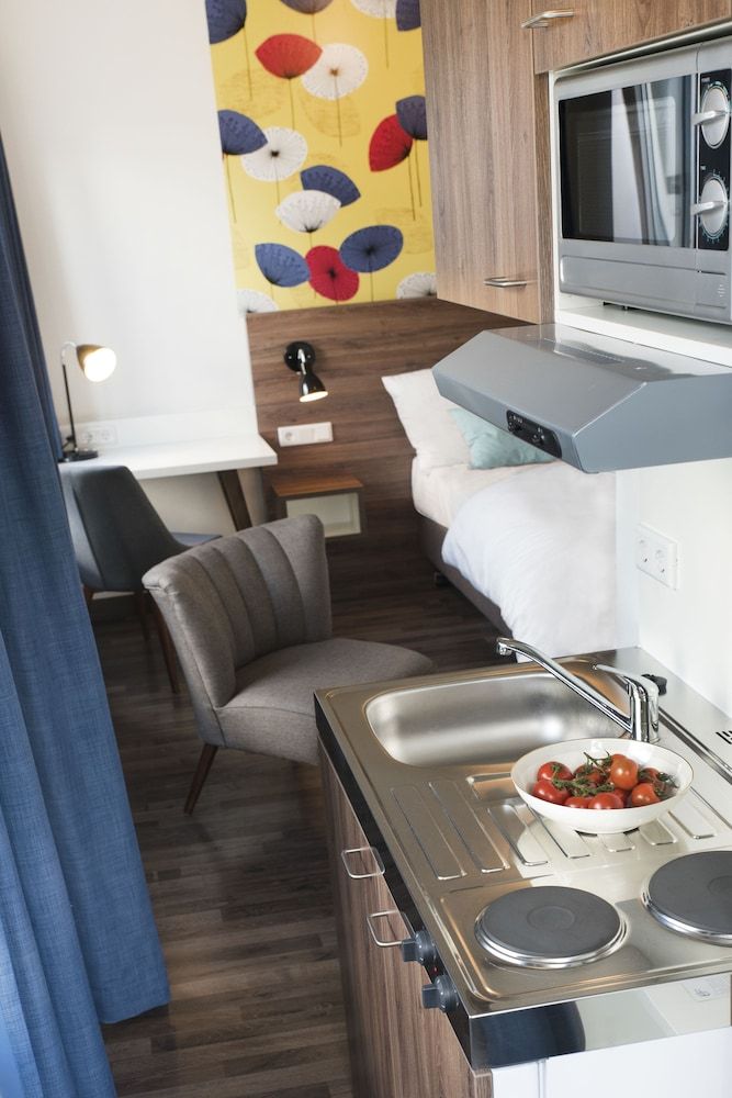 KONCEPT Hotel Zum Kostbaren Blut Medium 6