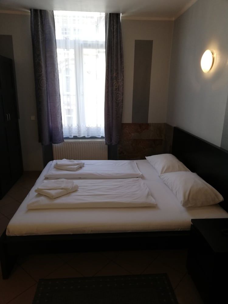 Angel Hotel Double Room