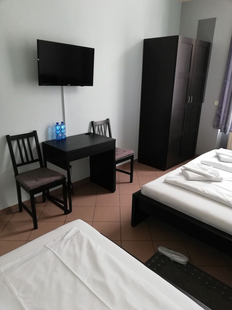 Angel Hotel Double Room 5