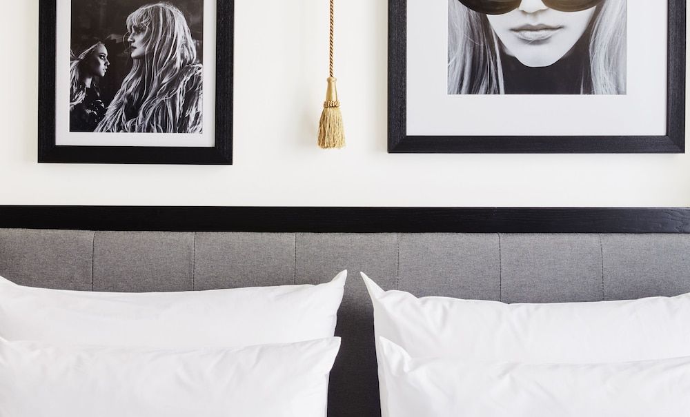 The Dean Munich, Autograph Collection® Superior Room, 1 Queen Bed 4