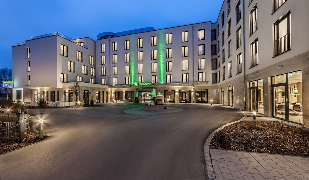 undefined Holiday Inn Munich - City East, an IHG Hotel 3