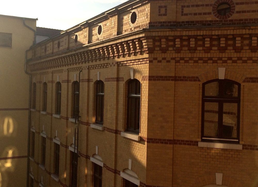 undefined Gwuni Mopera 7