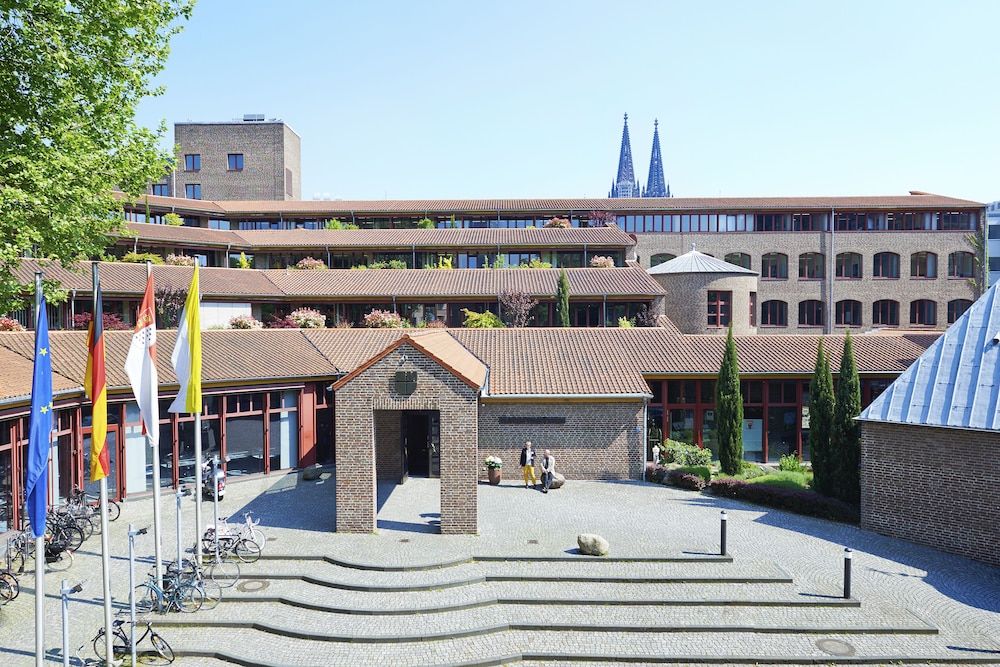 undefined Maternushaus 5