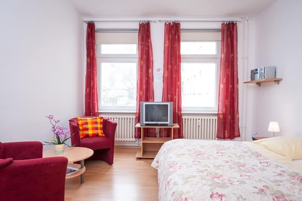 undefined Zimmervermietung Härtig 8