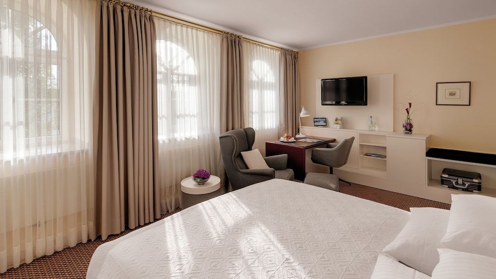 Standard Room, 1 Double Bed, Garden View