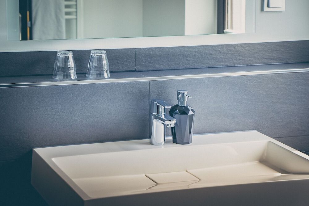 rugs HOTEL Köln Standard Double Room 6