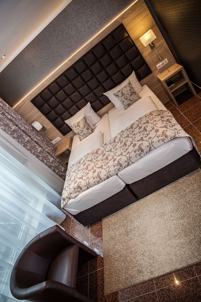 Hotel Restaurant Barbarossahof Standard Double or Twin Room 2