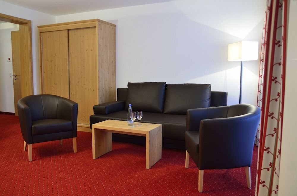 Suite, 1 Bedroom, Balcony, Mountain View