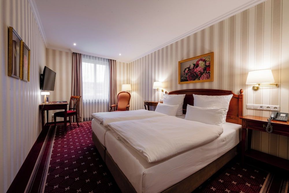 Alt Lohbrügger Hof Standard Double Room 2