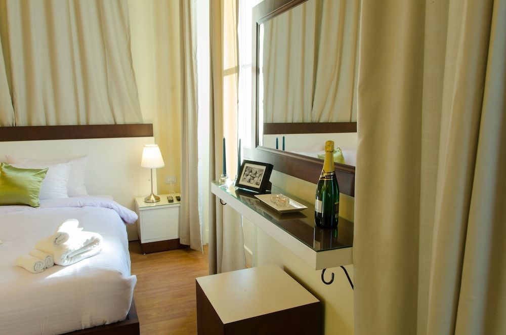 Grand Agor Hotel Deluxe Twin Room, 2 Twin Beds 9