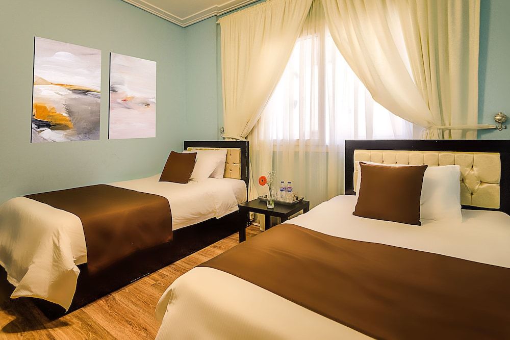 Arabella Residence Deluxe Twin Room 2