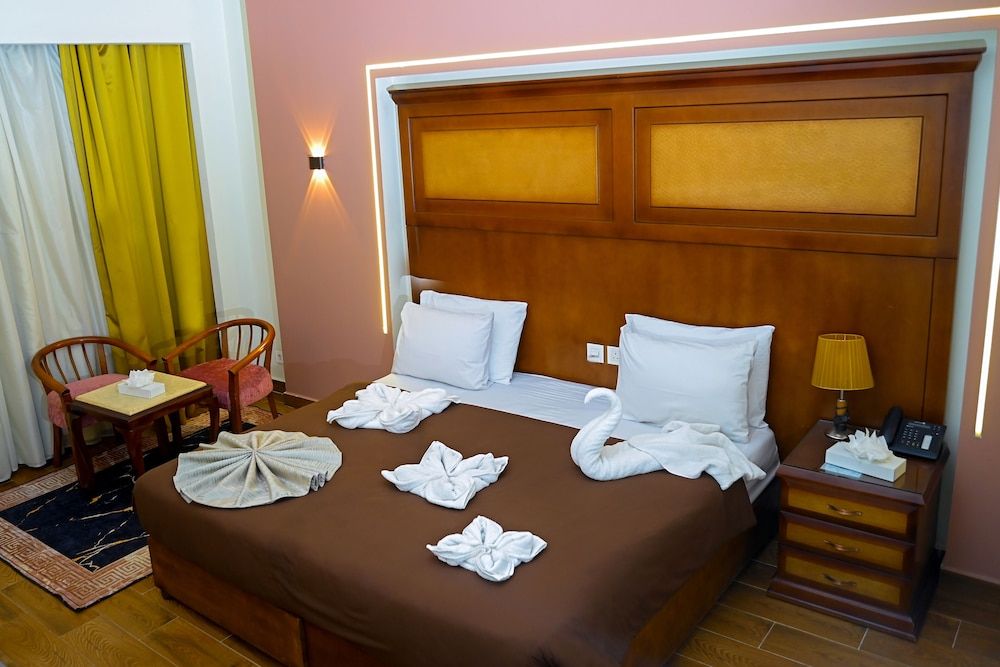 Cleopatra Hotel Standard Room 10