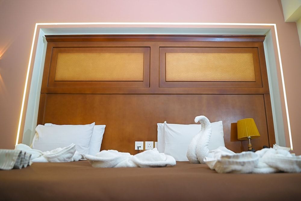 Cleopatra Hotel Standard Room 8