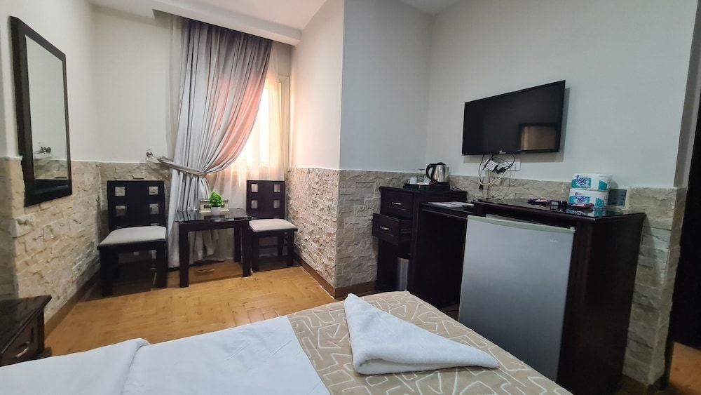 Best View Pyramids Hotel Deluxe Double or Twin Room 77