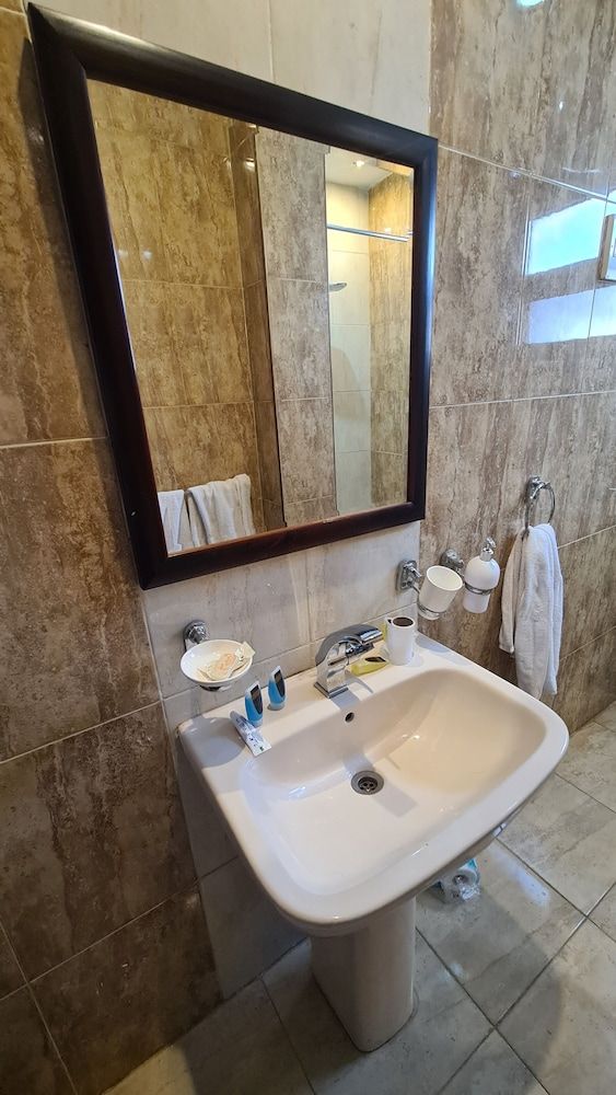 Best View Pyramids Hotel Deluxe Double or Twin Room 59