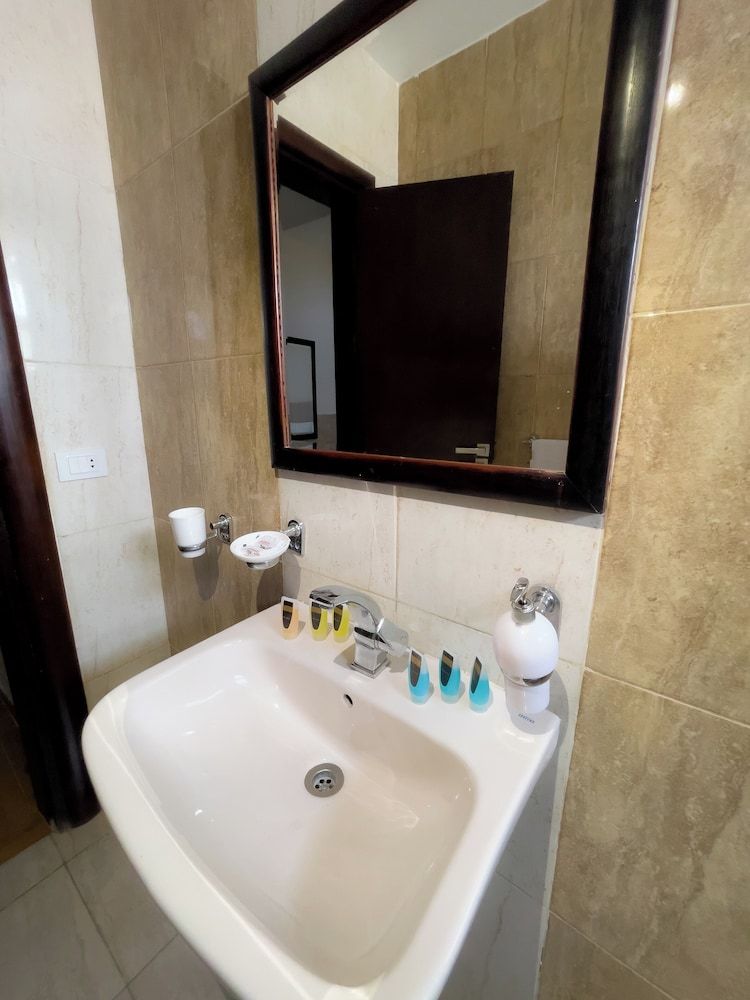 Best View Pyramids Hotel Deluxe Double or Twin Room 72